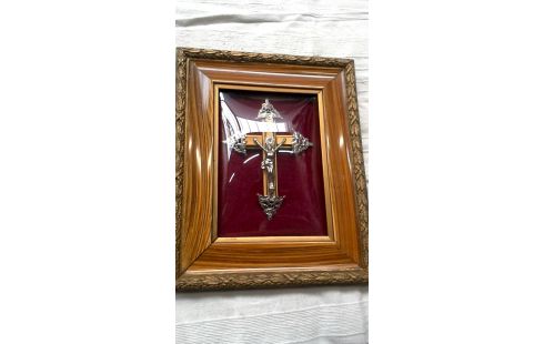 CADRE, , CRUCIFIX BOMBE GLACE