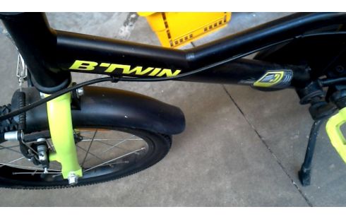 KINDERFAHRRAD, , B'TWIN-RAD SCHWARZ MET GRÜN