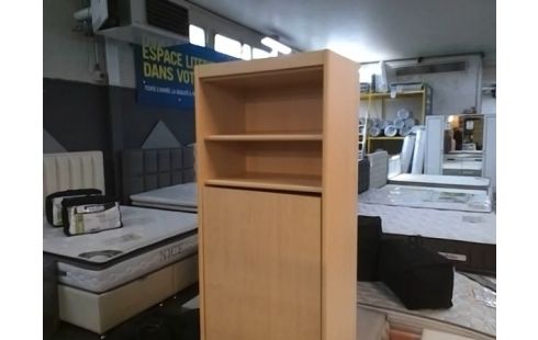 HAUTE 1P (COIN D'UNE ETAGERE A RECOLLER)