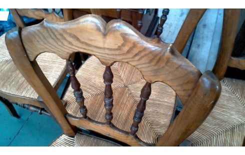 4 CHAISES ASSISE PAILLEE