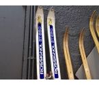 PAIRE DE SKI ROSSIGNOL AVEC BATONS