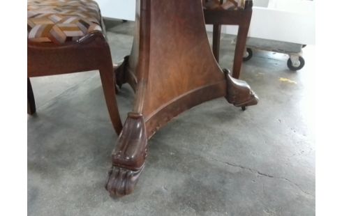 GUERIDON TRIPODE DESSUS MARBRE RESTAURATION + 3 CHAISES