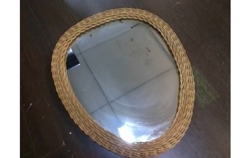 MIROIR OSIER FORME OEUF