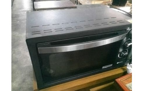 FOUR ELECTRIQUE EN L'ETAT