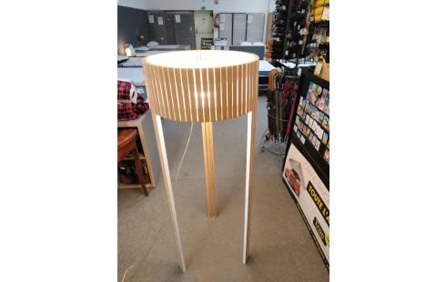 LAMPADAIRE ARTURO ALVAREZ SHIO FOOT