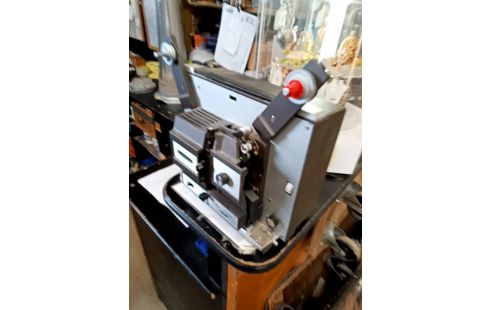 PROJECTEUR + ACC RES