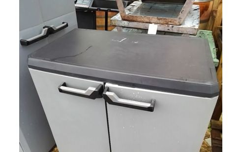 DEMIE ARMOIRE PLASTIQUE 2P