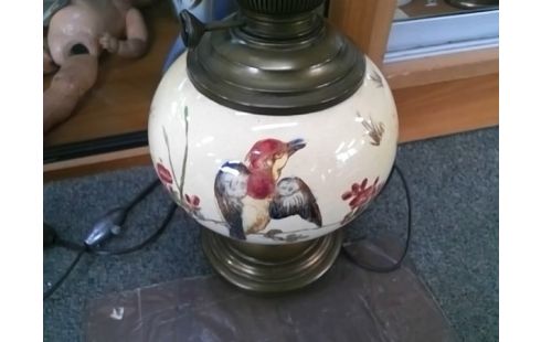 PIED DE LAMPE PETROLE MOTIF OISEAU