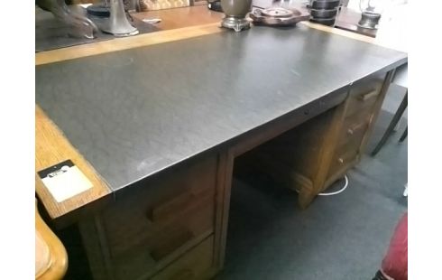 BUREAU DE MINISTRE 7T