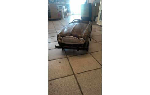 VOITURE A PEDALES RENAULT FREGATE EP.50/60