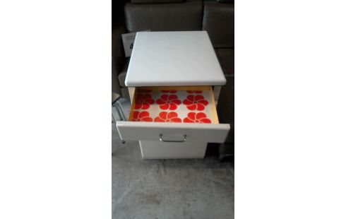 MEUBLE DE CUISINE  METALLIQUE VINTAGE