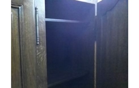 ARMOIRE STYLE LOUIS XV 3P L:1m80 l: 60cm