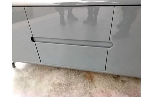 MEUBLE BAS LAQUÉ GRIS