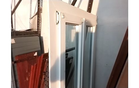 FENETRE 2 VANTAUX PVC 157X80