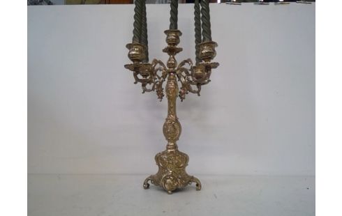 KANDELAAR GROOT IN MESSING