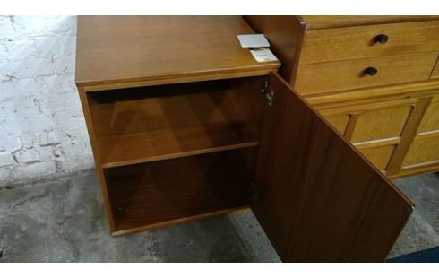 ARMOIRE VINTAGE TECK