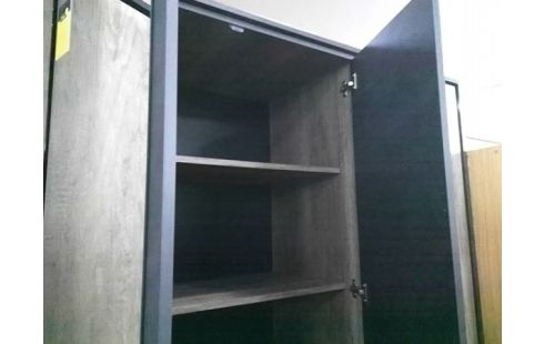 ARMOIRE 4P 2T AVEC MIROIR ET 2 PENDERIES