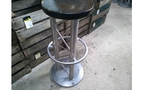 TABOURET DE BAR .