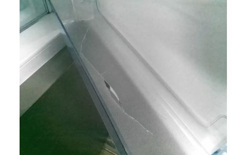 REFRIGERATEUR CONGELATEUR SAMSUNG 303L+132L (NO FROST) UN BAC CASSE)