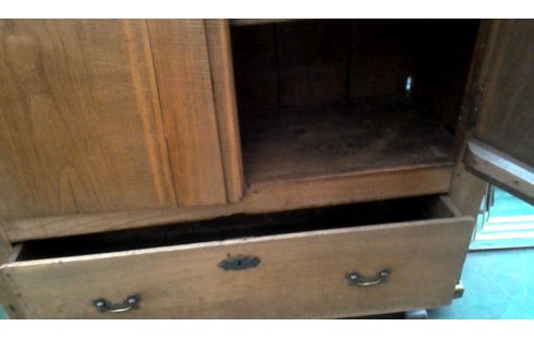 KLEERKAST TEAK 2 DEUREN 1 LADE