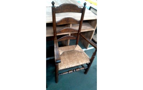 CHAISE BRANCHE ASSISE PAILLEE