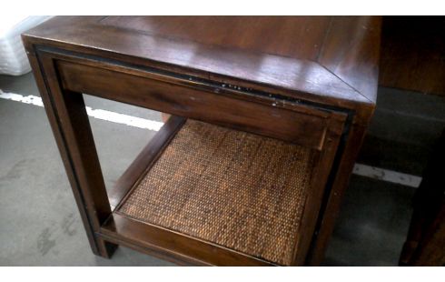 BIJZETTAFEL VIERKANT HOUT ROTAN