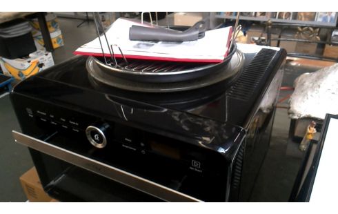 FOUR MICRO ONDES WHIRLPOOL