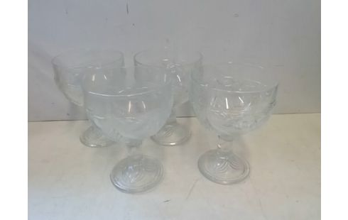 LOT DE 4 COUPES A GLACE EN VERRE
