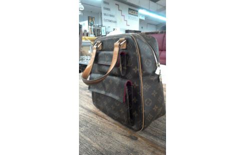 SAC A MAIN LOUIS VUITTON MODELE CITE EN