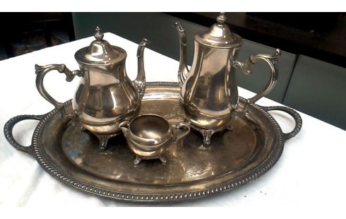 SERVIES VERZILVERD 4 DELEN