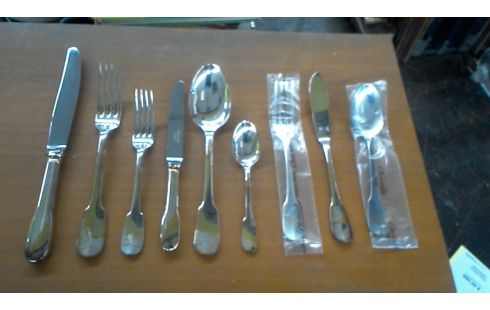 OLIE- EN AZIJNSTELLETJE