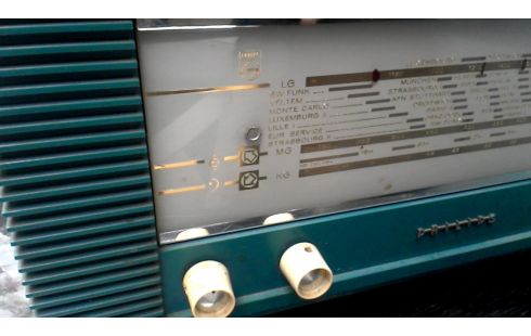 POSTE RADIO ANCIEN PIHILIPS VERTE