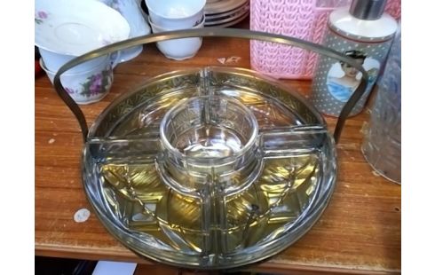 PLATEAU APERITIF VERRE AVEC SUPPORT DORE