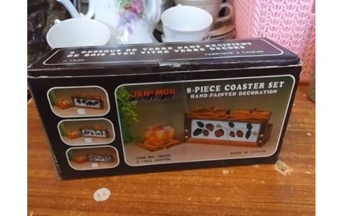 LOT DE DESSOUS DE VERRE AVEC SUPPORT