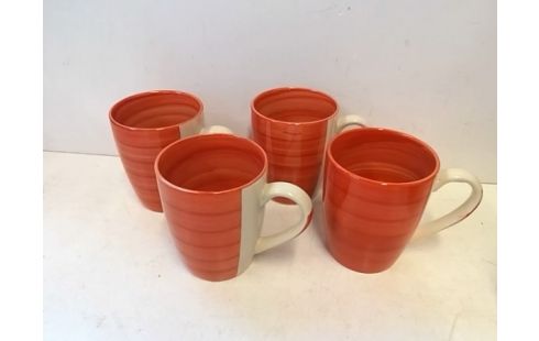 LOT DE 4 TASSES ROUGES