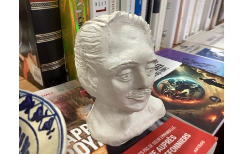 DECORATION TÊTE BLANCHE