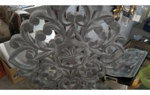 OBJETO DECORACIÓN GRIS LACADO