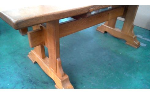 MESA DE COMEDOR MONASTERIO ESTILO RÚSTICO MACIZO ROBLE