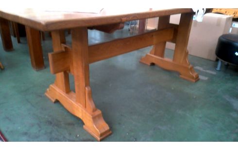 MESA DE COMEDOR MONASTERIO ESTILO RÚSTICO MACIZO ROBLE