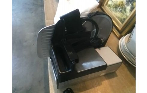 TRANCHEUSE ELECTRIQUE MAGIMIX