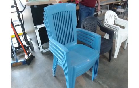 4 CHAISES EXTERIEUR BLEU