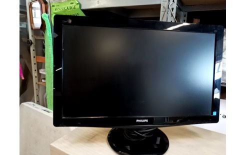 ECRAN ORDINATEUR DIVERS VGA