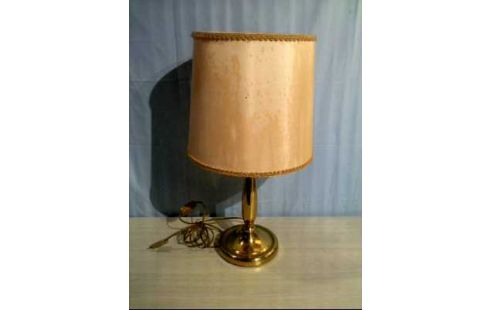 TISCHLAMPE 1-LEUCH. FUß GOLDFARBEN