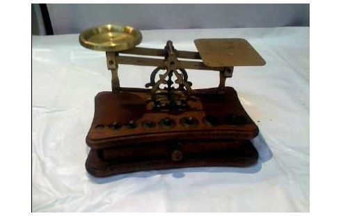 WAAGE WESTA MIT 7 GEWICHTEN