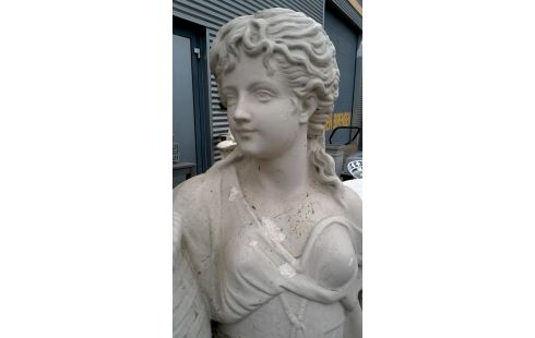 GARTENDEKORATION TIER FRAU GROSSES MODELL