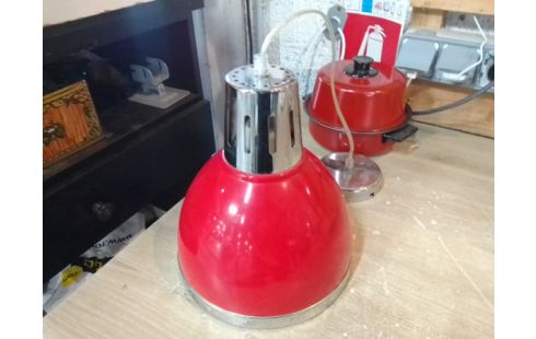 SUSPENSION METAL ROUGE