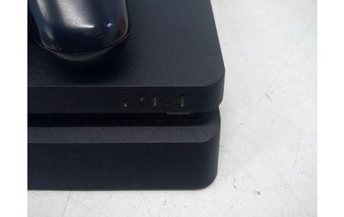 CONSOLE PS4 SLIM MET 2 CONTROLERS