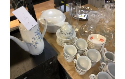 SERVICE A THE FLEURS BLEUES