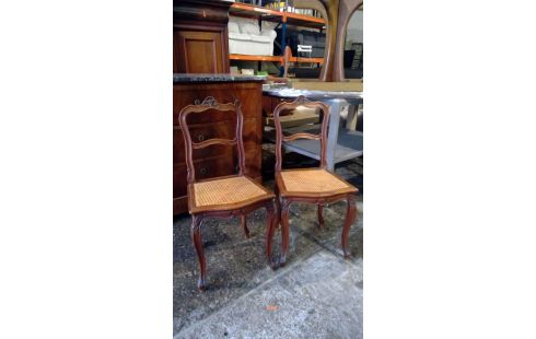 CHAISES DE STYLE LA PAIRE