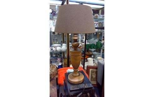 LAMPE A POSER PIED EN BOIS